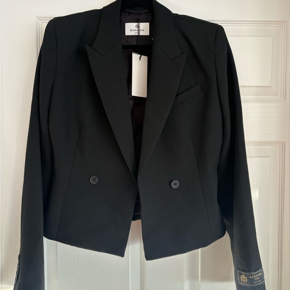 Aritzia Babatont tight cropped blazer! Never worn new with tags